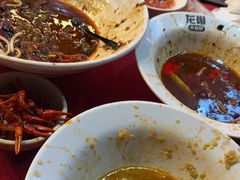 -龙巢盱眙龙虾·牛蛙·烧烤宵夜(八卦岭店)