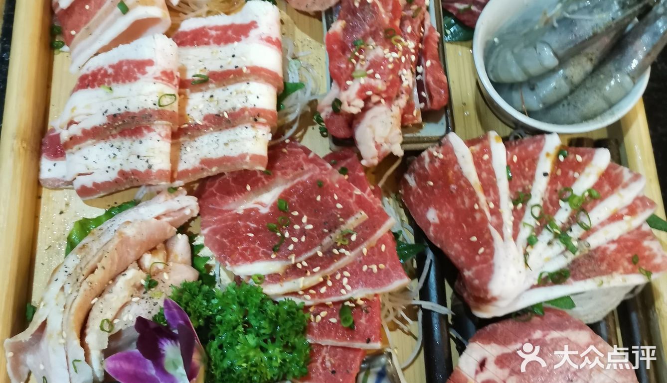 吃到一家味道很好的日式烤肉店