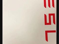 -TESLA 特斯拉(上海太古汇体验店)