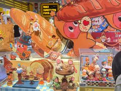 -泡泡玛特POPMART(上海环球港店)