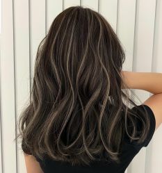 -梳蕾娜 HAIR SALON