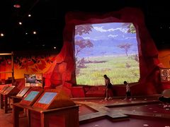 -珠海横琴国家地理探险家中心(创新方)