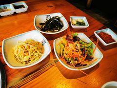 -唯成•韩国炭火烤肉 유성고기