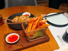 -云山茶餐厅(广东大厦店)