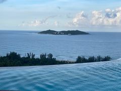 -瑰丽酒店·海吧·天际下午茶·现场DJ·天台酒吧