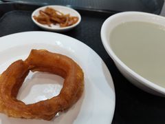 -聚德华天护国寺小吃(甜水园店)