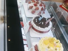 -花花卷卷·鲜食蛋糕(静安久光百货店)