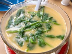 -渝信川菜 · 川味家常菜(财富购物中心店)
