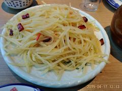 -阿洪锅贴王(小吃城店)