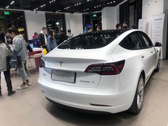 -TESLA 特斯拉(上海太古汇体验店)
