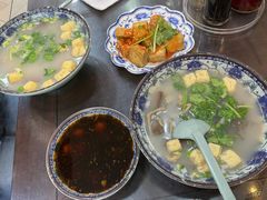 -冯鑫记南京鸭血粉丝汤(来燕路店)