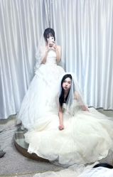 -莫小姐婚纱