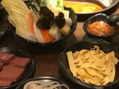 -呷哺呷哺 小火锅 (浦东新欧尚超市店)