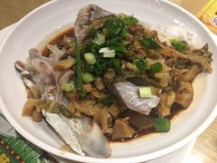 梅菜蒸鯇魚飯-生龙清汤腩(大埔店)