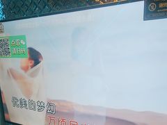 -路边边.炒菜烧烤.音乐餐厅(良乡长虹店)