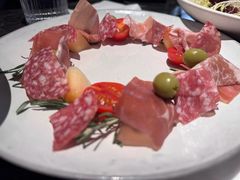 -LESCEDARS Brasserie Bistro香柏树