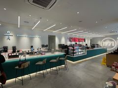 -星巴克臻选(上海淮海百盛购物中心店)