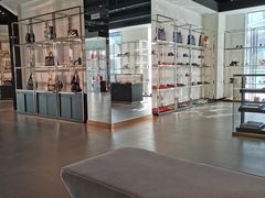 -Gucci(首创奥特莱斯店)