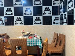 -昱龙大盆牛蛙馆(三兴街总店)