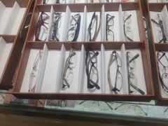 -广州宝岛眼镜武汉和光眼镜市场西区店