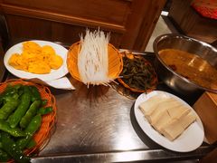 -玺炖·中国铁锅炖(南京东路店)