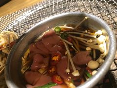 -鑫釜山海鲜烧烤(鑫丰国际店)