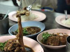 -Kha Mu Charoensang(Silom)