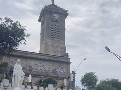 -芽庄大教堂