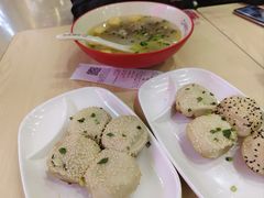-小杨生煎(金山百联购物中心3楼店)