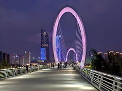 -南京眼步行桥