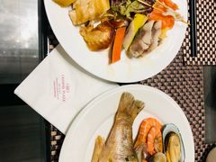 -上海滴水湖皇冠假日酒店