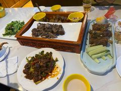 -黑青稞庄园·新式藏餐·牦牛肉汤锅(新都桥店)