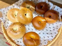 -沁屋面包店(人民东路店)