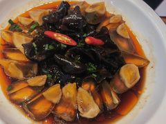 -山河屯铁锅炖·非遗东北菜(南山店)