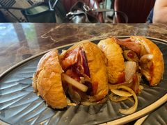 -Let'sBURGERplus·非常创意汉堡(三里屯店)
