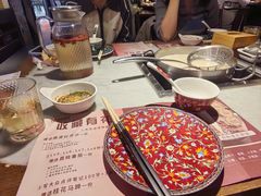 -尚尚仙·酸汤猪手·猪肚鸡火锅(华联万柳购物中心店)
