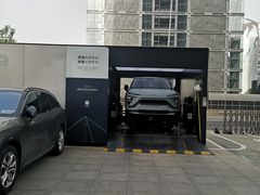 -蔚来中心(北京中关村店)