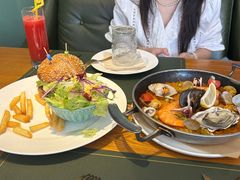 -LUCCA卢卡西班牙海鲜饭(远洋广场店)