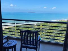 -三亚湾海居铂尔曼度假酒店