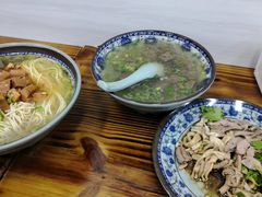 -九斤黄三黄鸡专卖店