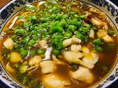 青椒乌鱼片-锦庐道地川菜(来福士店)
