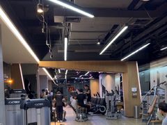 -威克健身游泳(万菱汇店)