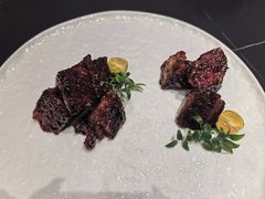 -鼎泰亨·海鲜牛肉餐厅(滨江店)