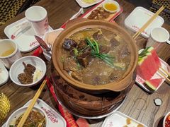 -阿润打边炉·鲜切鸡煲(华漕店)