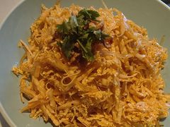 -八府香鸭·啫啫煲(华山路店)