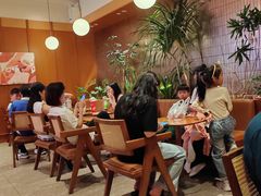 -奈雪的茶(东门太阳百货店)