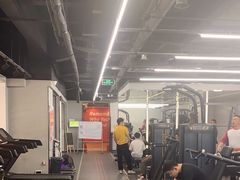 -乐刻运动健身(同曦假日百货店)