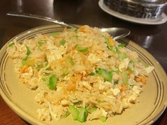 蜜汁叉烧蛋白炒饭-逸东轩(香港逸东酒店)