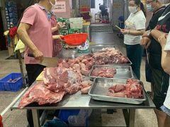 -标记美食新鲜猪杂(兴南大道店)