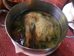 绿咖喱鸡肉饭-羽深肉铺 Steak & Wine